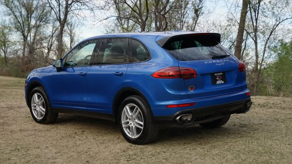 2017 Porsche 958 Cayenne - Image 6 of 20