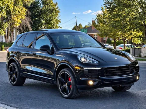 2017 Porsche Cayenne Cayenne