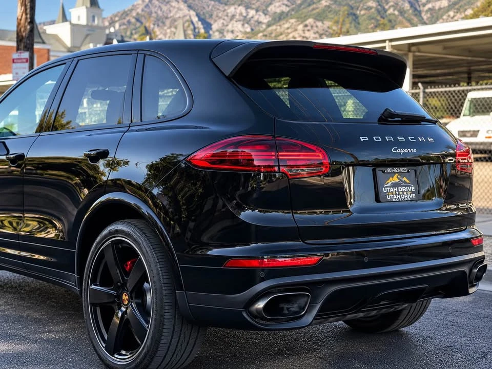 2017 Porsche 958 Cayenne - Image 7 of 18