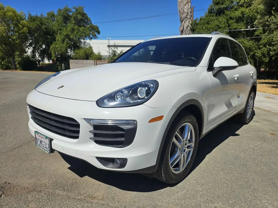 2017 Porsche 958 Cayenne - Image 3 of 14