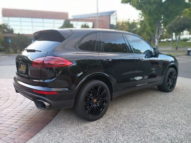 2017 Porsche 958 Cayenne - Image 7 of 21