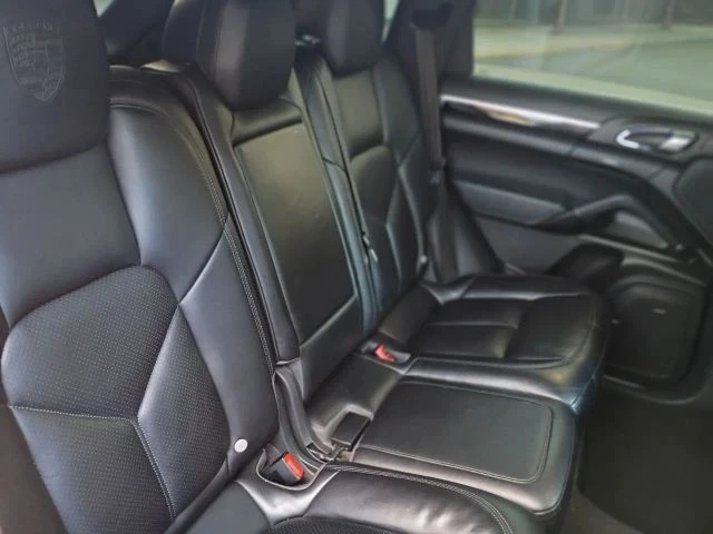 2017 Porsche 958 Cayenne - Image 18 of 21