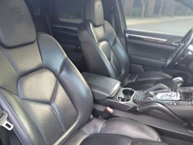 2017 Porsche 958 Cayenne - Image 17 of 21