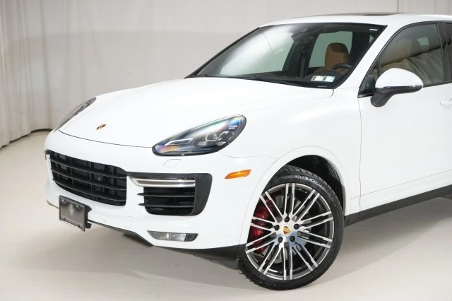 2017 Porsche 958 Cayenne Turbo - Image 7 of 21