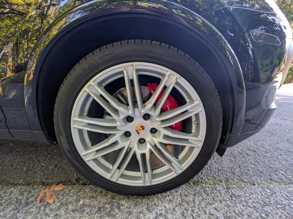 2017 Porsche 958 Cayenne Turbo - Image 18 of 19