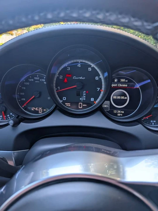 2017 Porsche 958 Cayenne Turbo - Image 8 of 19