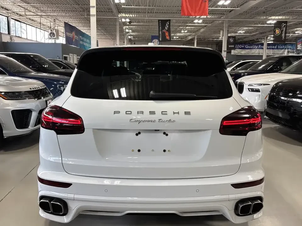 2017 Porsche 958 Cayenne Turbo - Image 4 of 19