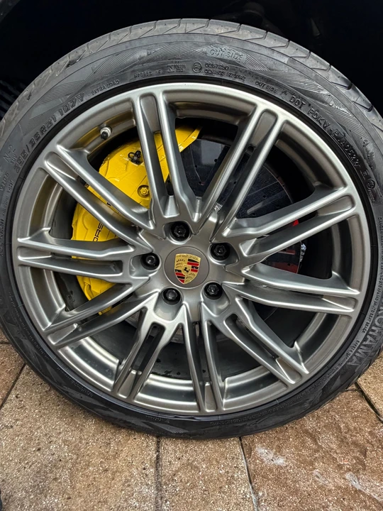 2017 Porsche 958 Cayenne Turbo S - Image 13 of 24