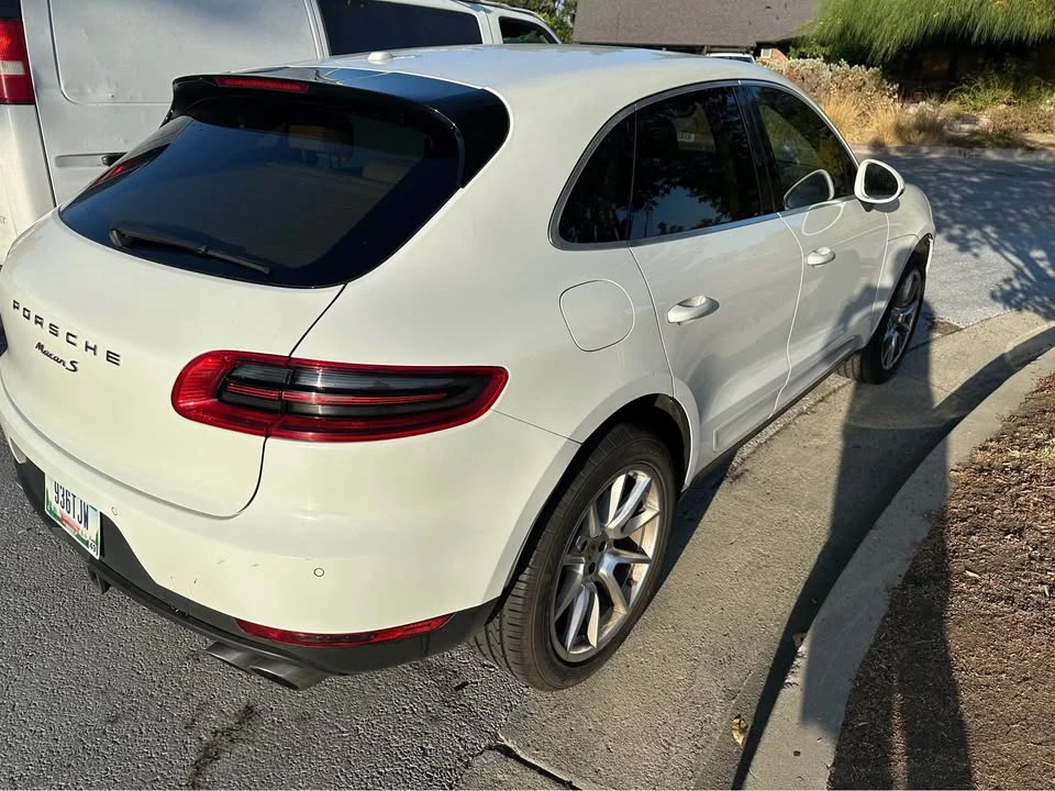 2017 Porsche 958 Cayenne Turbo S - Image 3 of 8