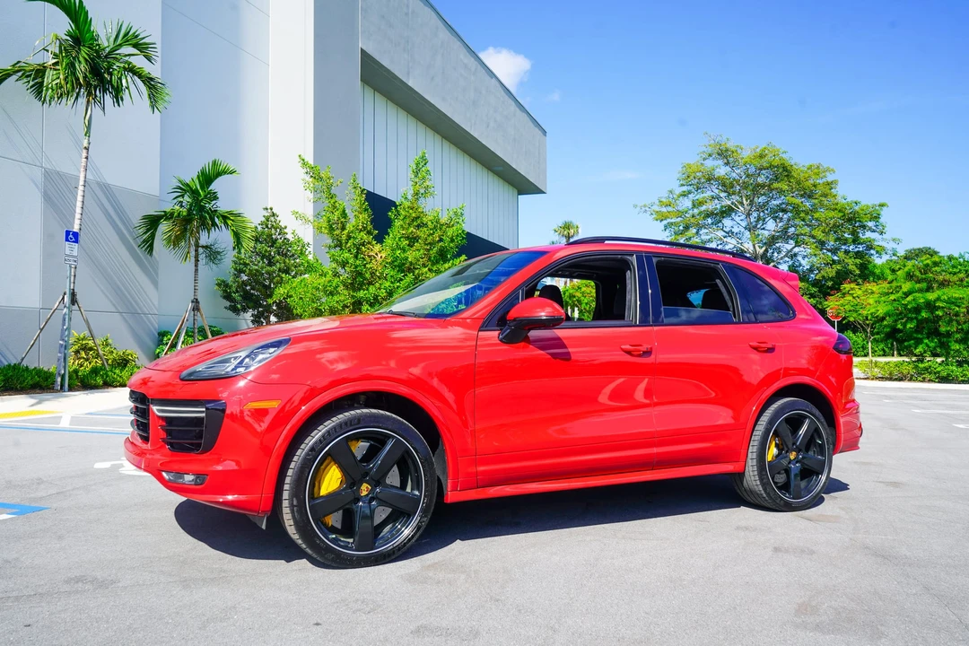 2017 Porsche 958 Cayenne Turbo S - Image 16 of 31