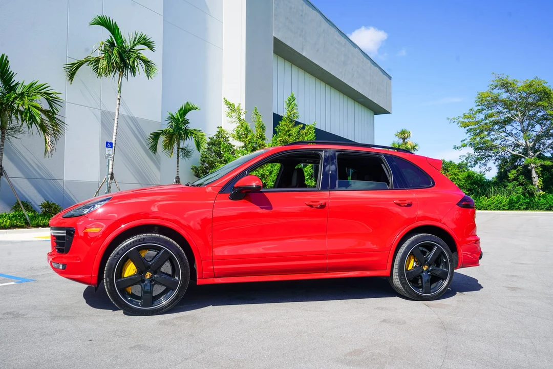 2017 Porsche 958 Cayenne Turbo S - Image 18 of 31