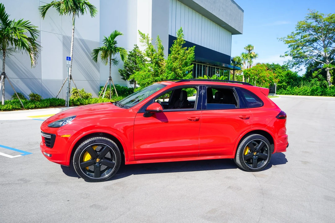 2017 Porsche 958 Cayenne Turbo S - Image 19 of 31