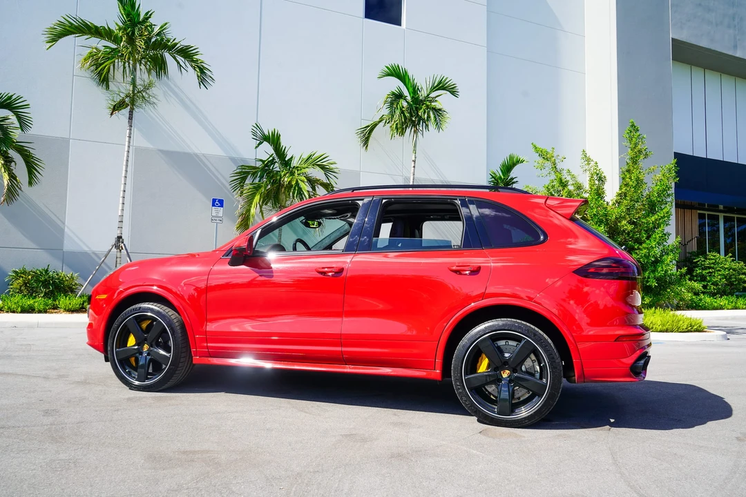 2017 Porsche 958 Cayenne Turbo S - Image 22 of 31