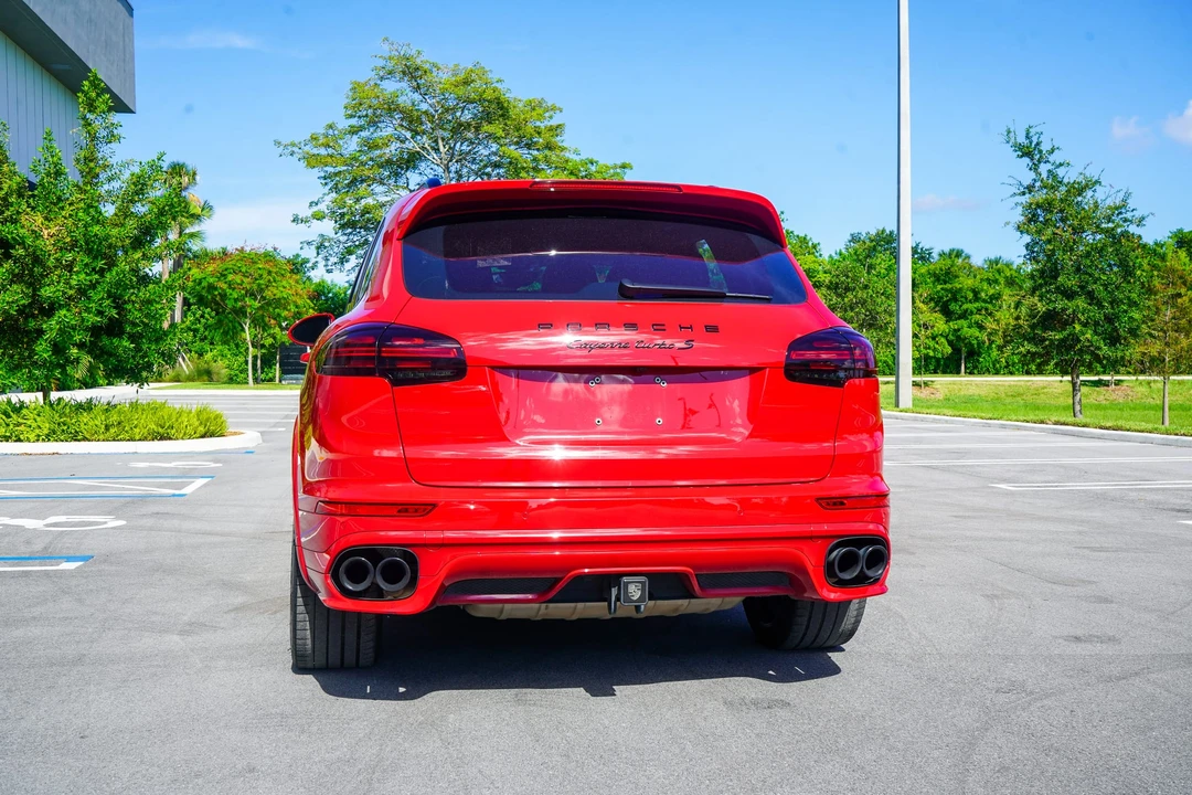 2017 Porsche 958 Cayenne Turbo S - Image 29 of 31