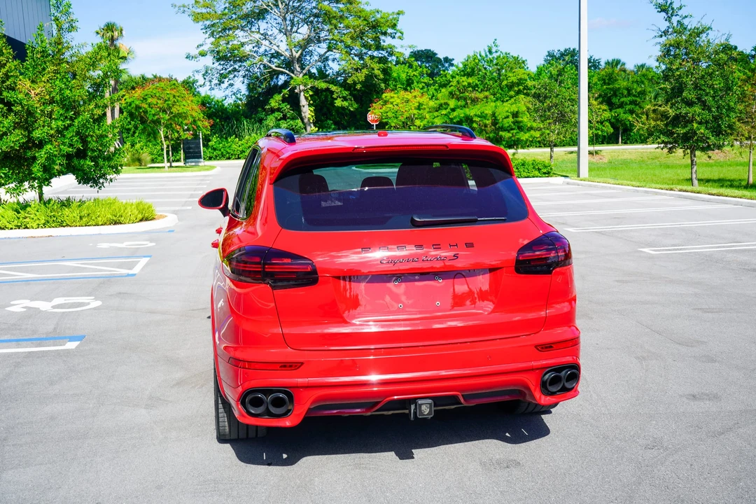 2017 Porsche 958 Cayenne Turbo S - Image 30 of 31