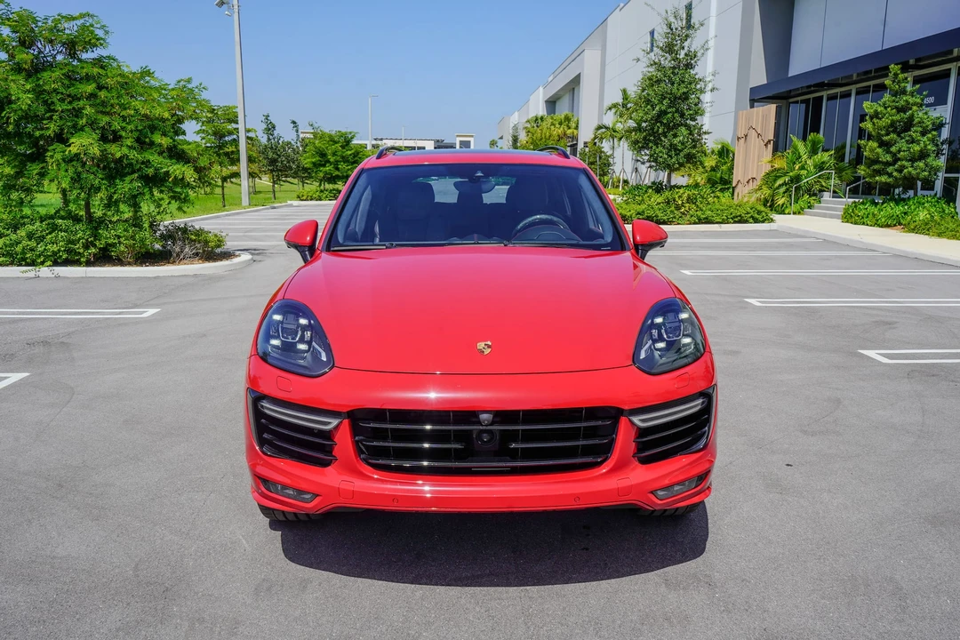 2017 Porsche 958 Cayenne Turbo S - Image 3 of 31