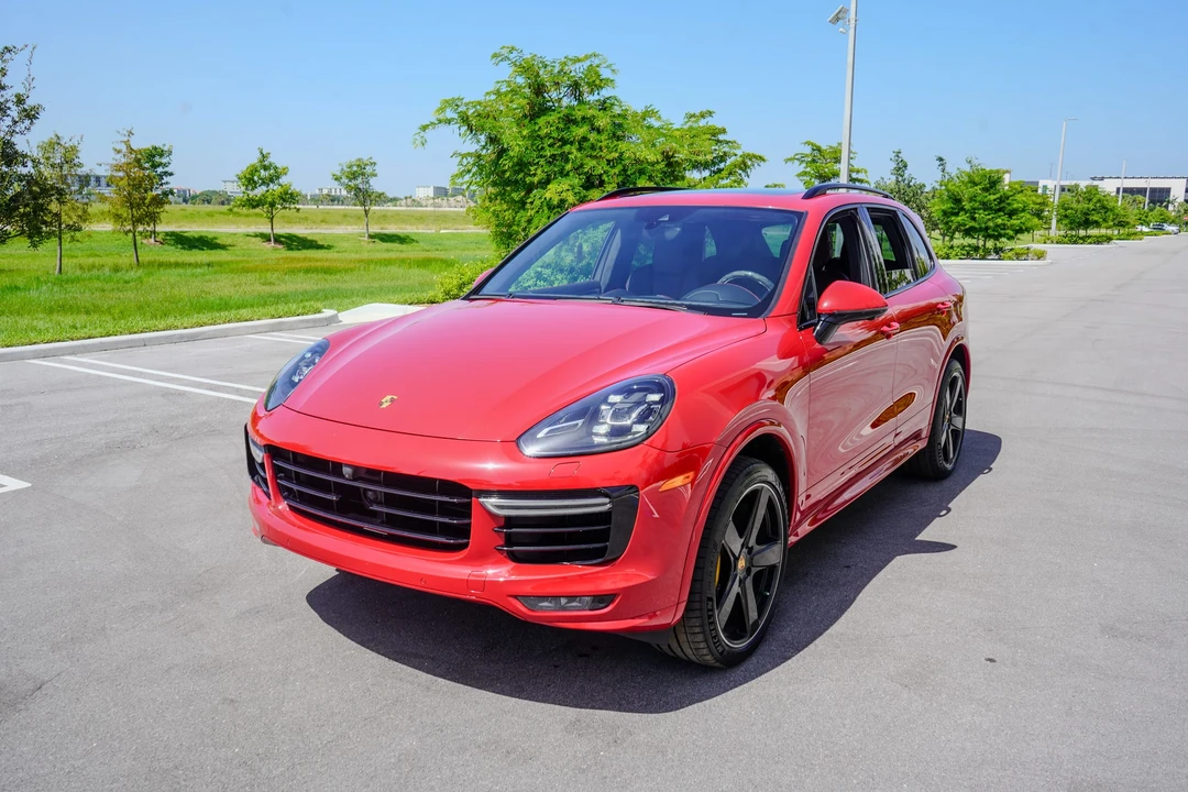 2017 Porsche 958 Cayenne Turbo S - Image 7 of 31