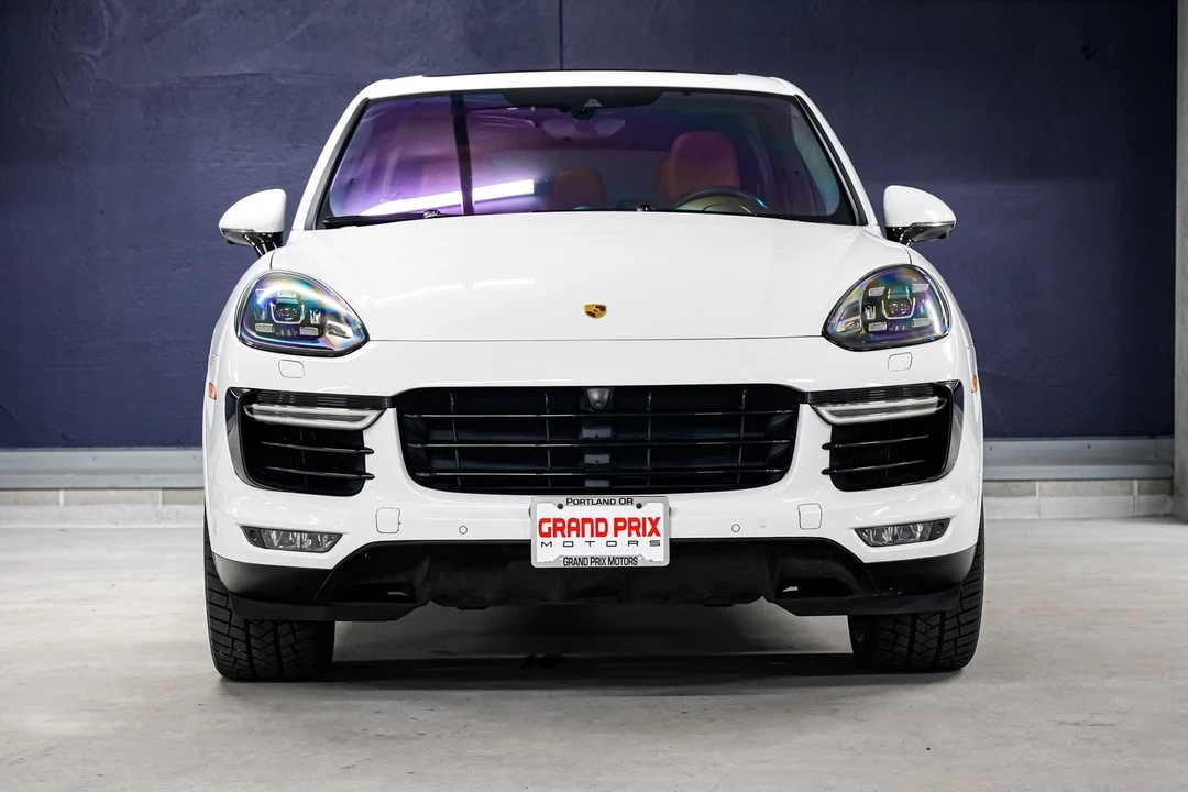 2017 Porsche 958 Cayenne Turbo S - Image 5 of 31