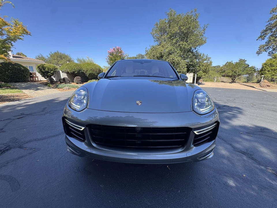 2017 Porsche 958 Cayenne Turbo S - Image 3 of 31