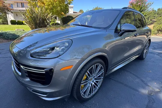 2017 Porsche Cayenne Turbo S