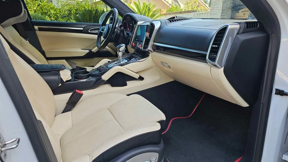 2017 Porsche 958 Cayenne Turbo - Image 16 of 20