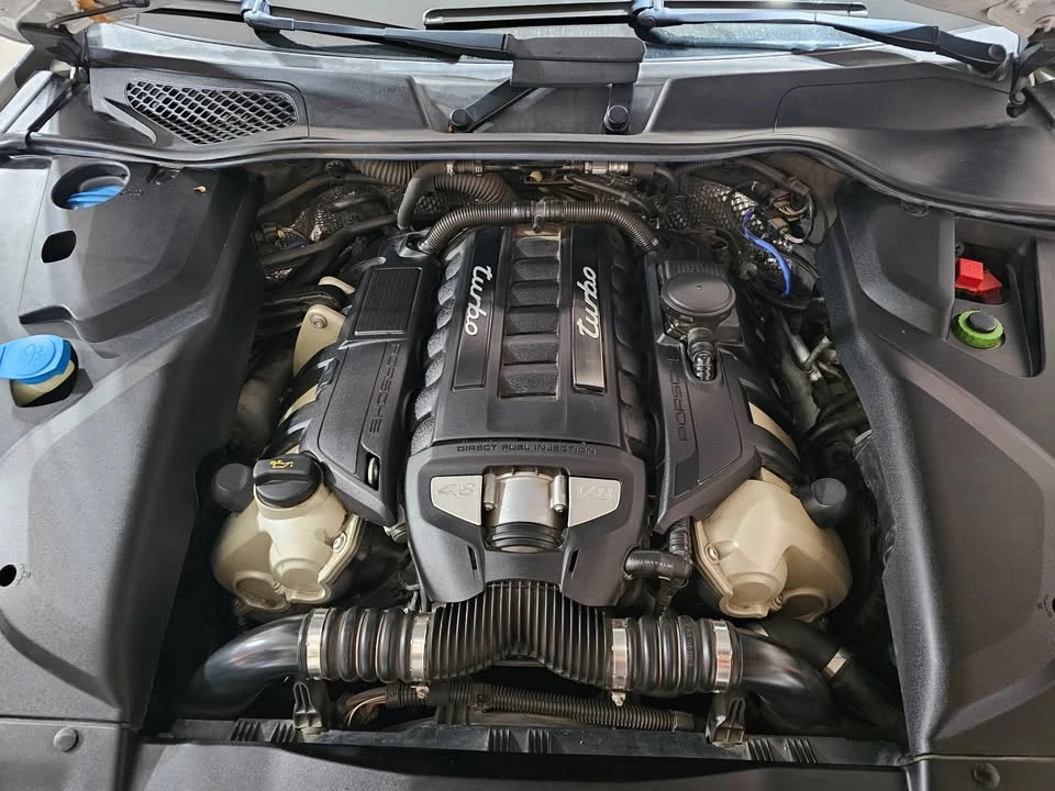 2017 Porsche 958 Cayenne Turbo - Image 7 of 20