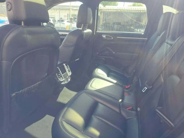 2017 Porsche 958 Cayenne Turbo - Image 7 of 7