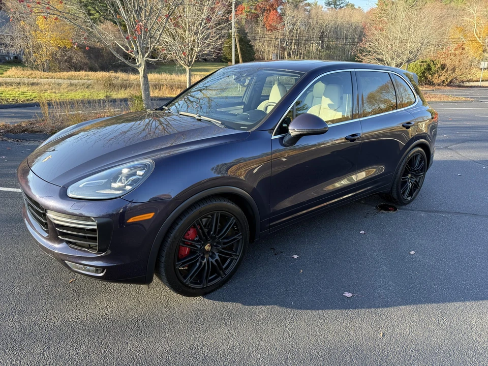 2017 Porsche 958 Cayenne Turbo - Image 8 of 31