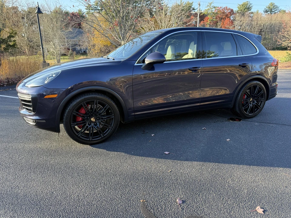2017 Porsche 958 Cayenne Turbo - Image 4 of 31