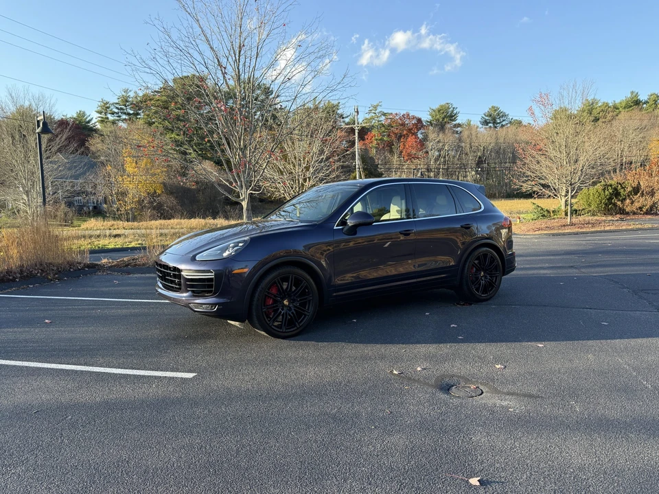 2017 Porsche 958 Cayenne Turbo - Image 9 of 31