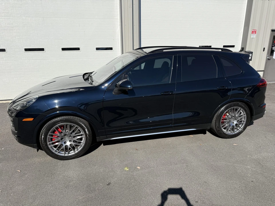 2017 Porsche 958 Cayenne Turbo - Image 3 of 31