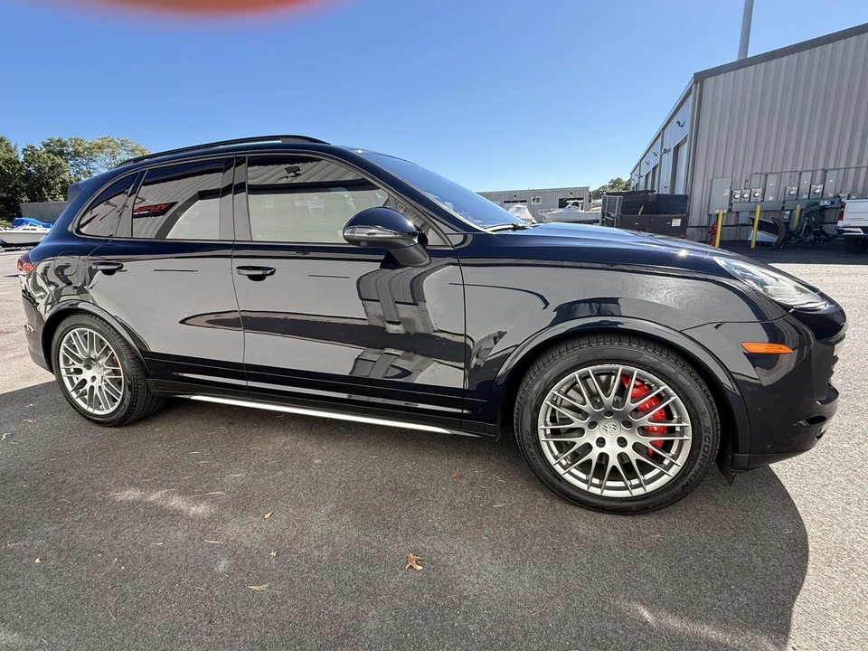 2017 Porsche 958 Cayenne Turbo - Image 25 of 31