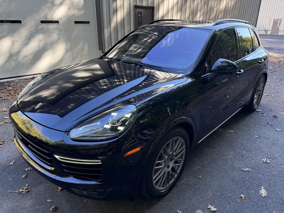 2017 Porsche 958 Cayenne Turbo - Image 14 of 31