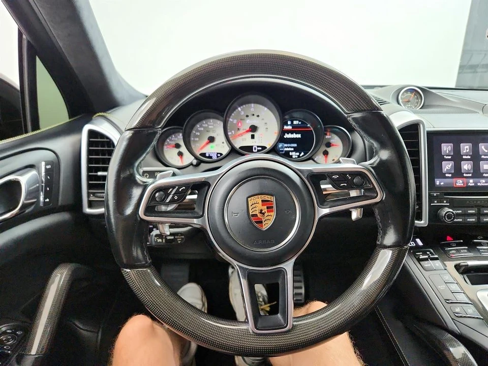 2017 Porsche 958 Cayenne Turbo - Image 17 of 31