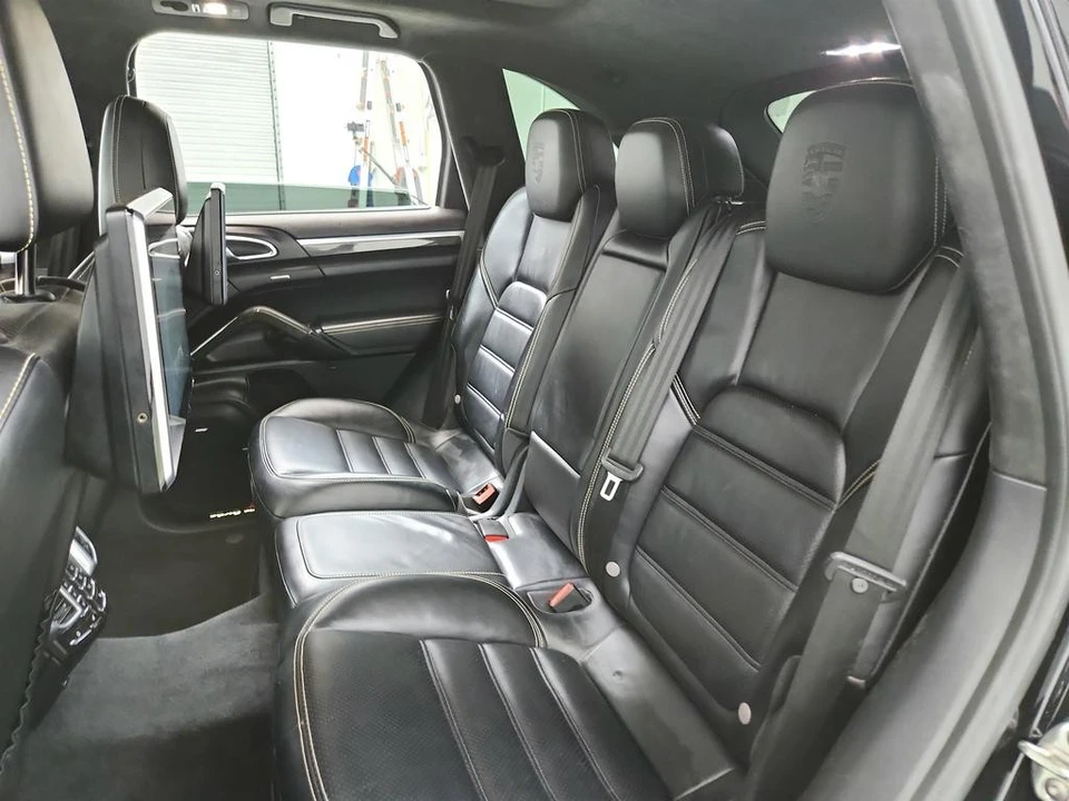 2017 Porsche 958 Cayenne Turbo - Image 24 of 31