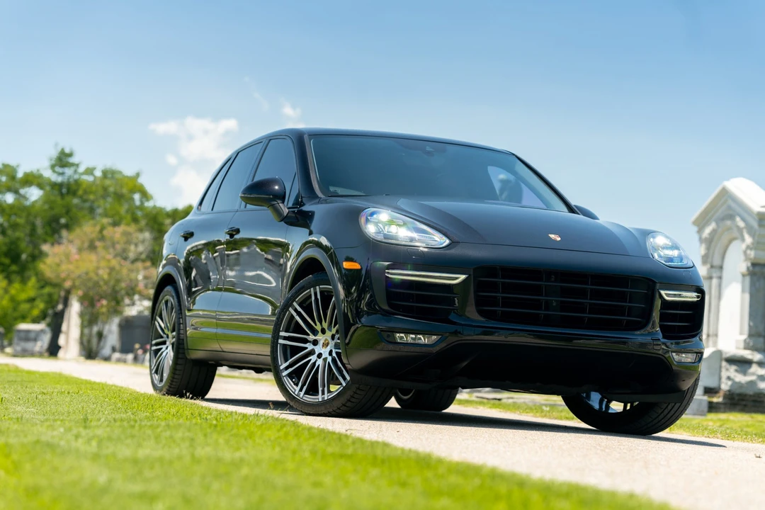 2017 Porsche 958 Cayenne Turbo - Image 10 of 31
