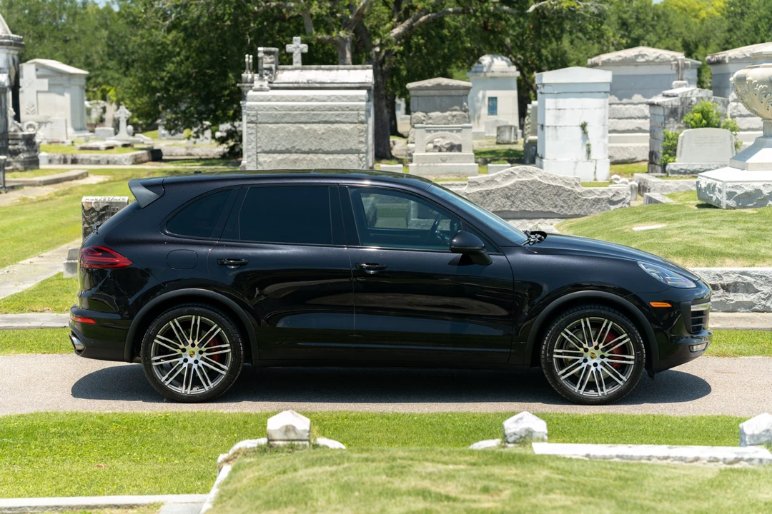 2017 Porsche 958 Cayenne Turbo - Image 18 of 31