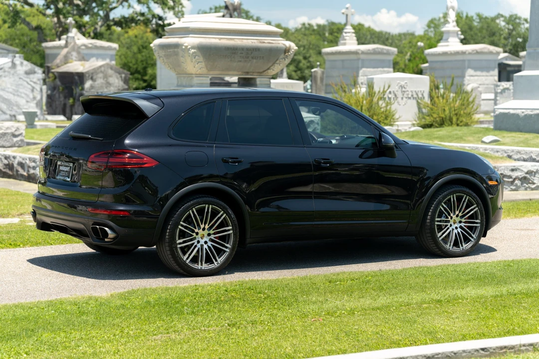 2017 Porsche 958 Cayenne Turbo - Image 20 of 31
