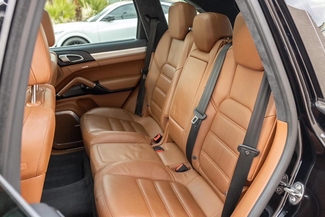 2017 Porsche 958 Cayenne Turbo - Image 30 of 31