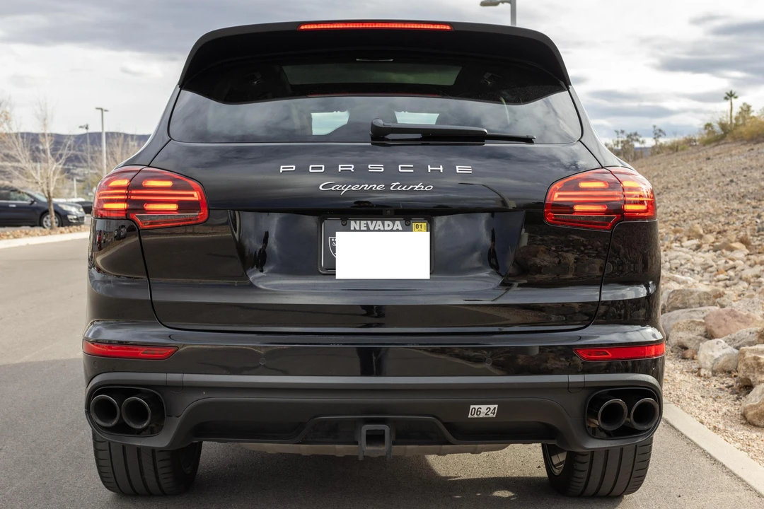 2017 Porsche 958 Cayenne Turbo - Image 5 of 31