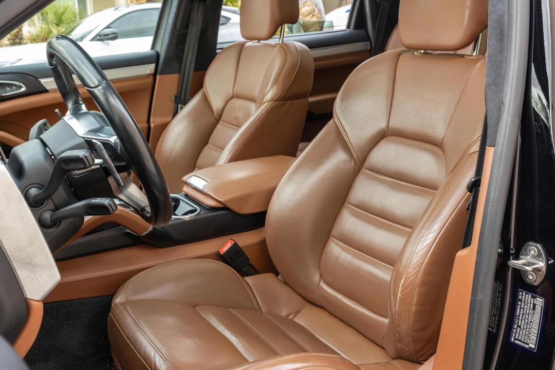 2017 Porsche 958 Cayenne Turbo - Image 23 of 31