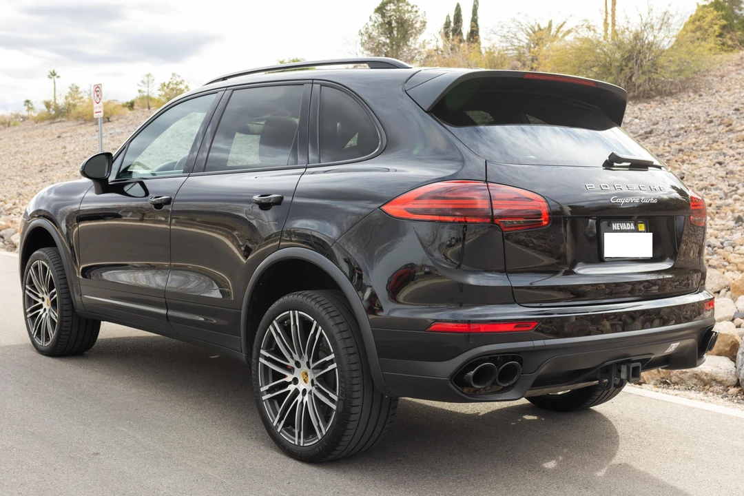 2017 Porsche 958 Cayenne Turbo - Image 4 of 31