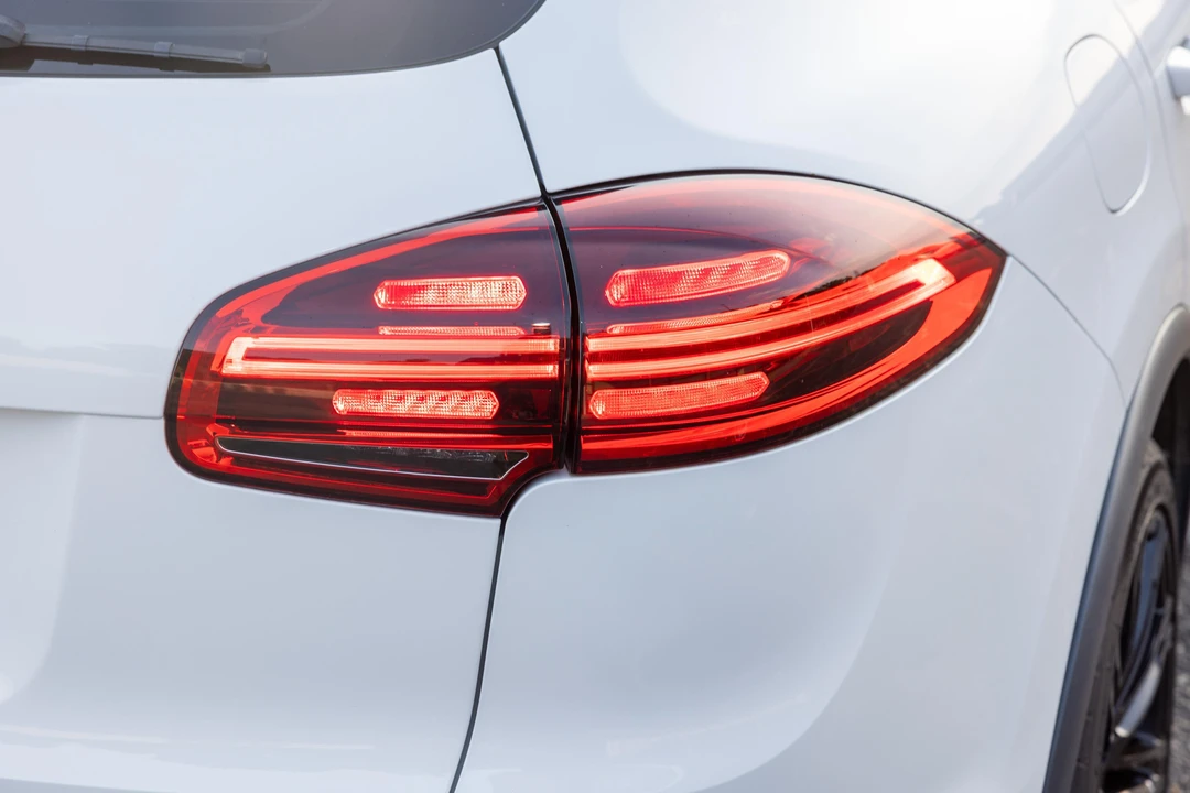 2017 Porsche 958 Cayenne Turbo - Image 22 of 31