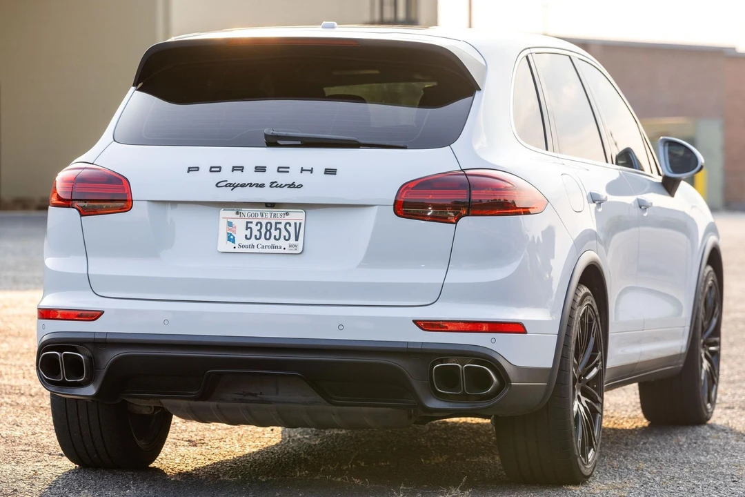 2017 Porsche 958 Cayenne Turbo - Image 2 of 13