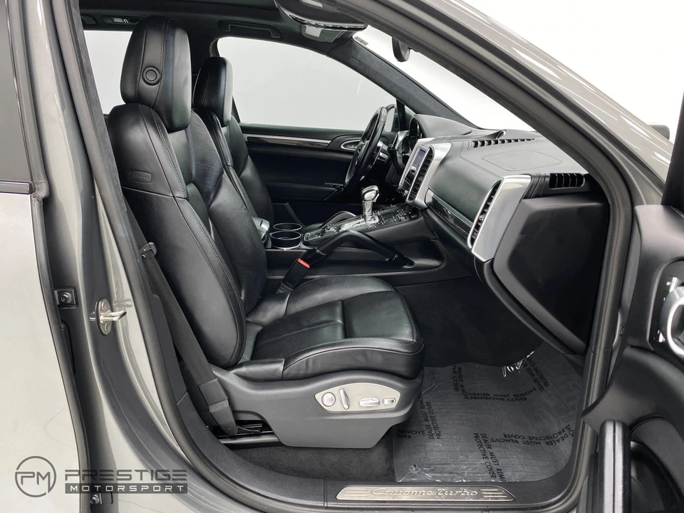 2017 Porsche 958 Cayenne Turbo - Image 14 of 21