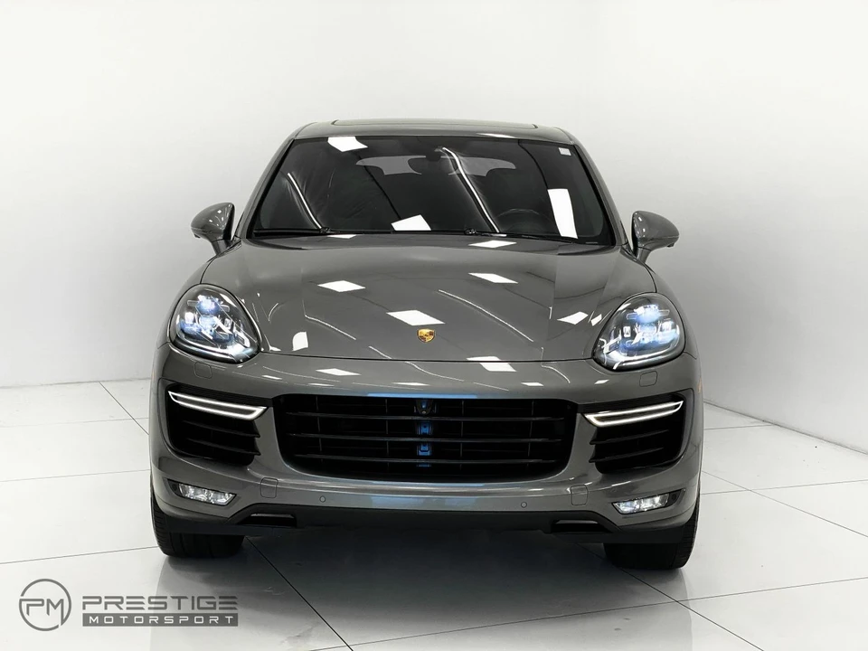 2017 Porsche - Image 27 of 31