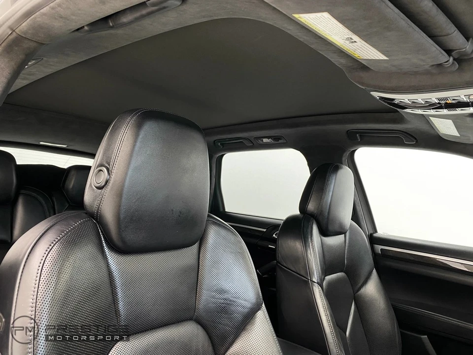 2017 Porsche - Image 31 of 31
