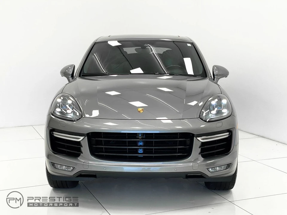 2017 Porsche 958 Cayenne Turbo - Image 2 of 21