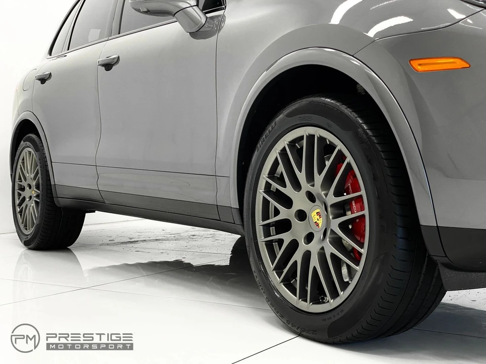 2017 Porsche 958 Cayenne Turbo - Image 13 of 21