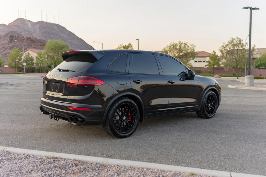 2017 Porsche 958 Cayenne Turbo - Image 12 of 31
